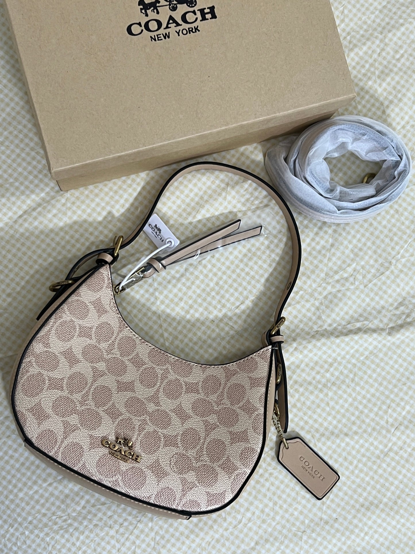 Coach Klee Hobo Bag in Signature Canvas ( Blush / Dusty Pink )