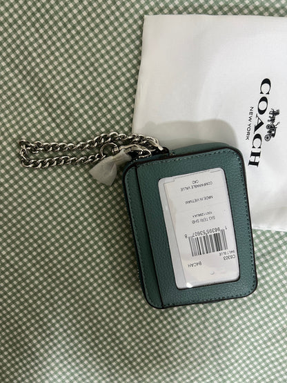 Coach Zip Card Case in Green