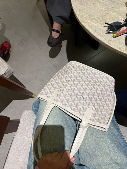 Goyard Tote Bag - White (Medium with Pouch)